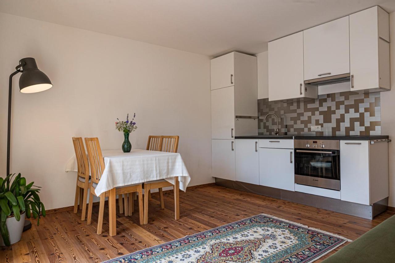 Haus18. 4 Apartment Sluderno Bagian luar foto